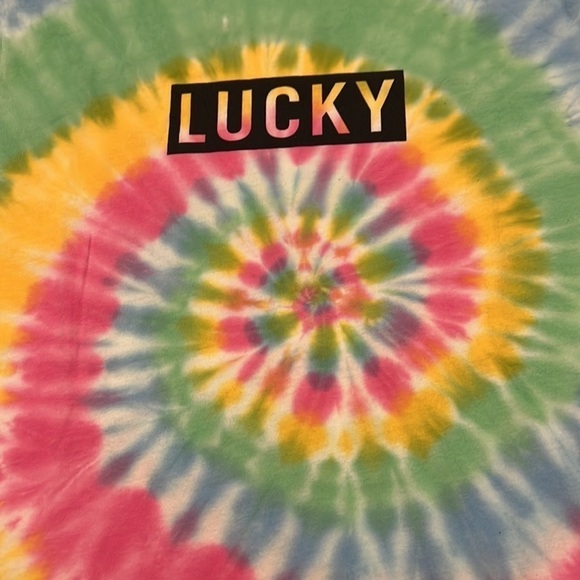 Lucky Brand Tie Dye Men’s Basic Tee Size Medium New NWT - Picture 2 of 8